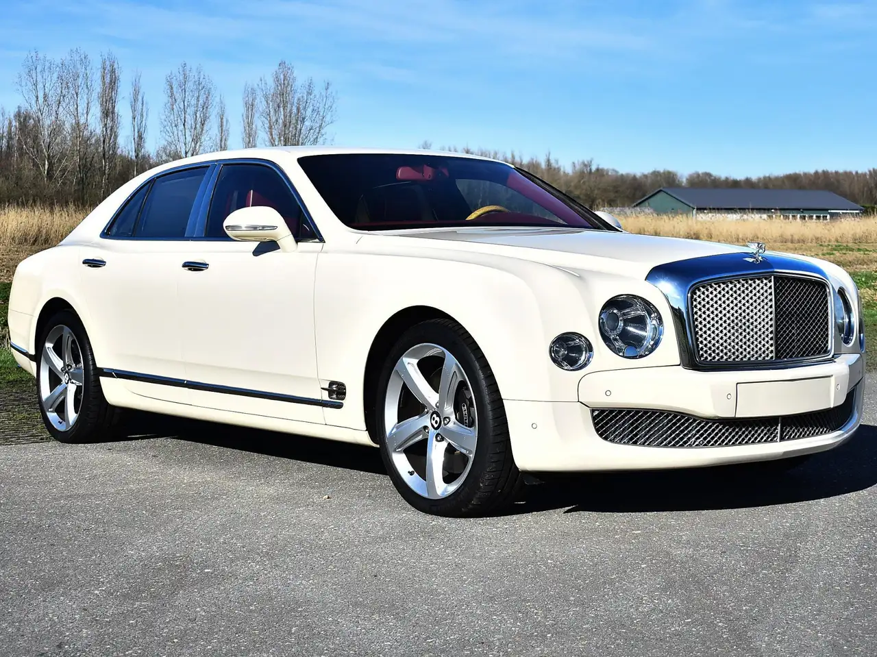 Bentley Mulsanne Mulsanne Speed sedan 6.75L V8 — photo 1 of 22