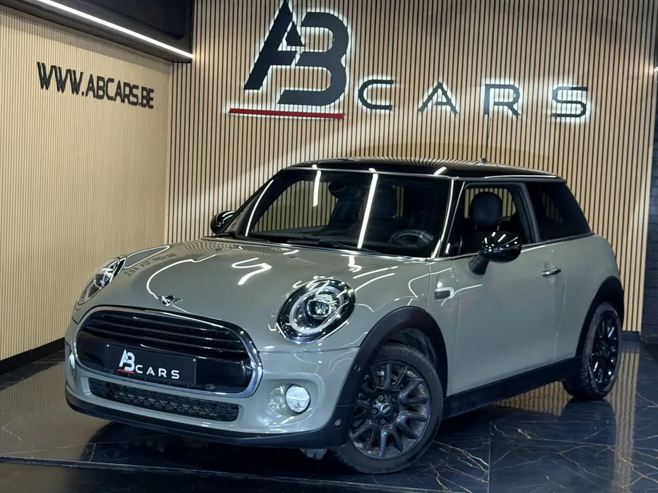 MINI Cooper 1.5 Cooper * GARANTIE 12 MOIS * 1ER PROP * SPORT * — photo 1 of 15