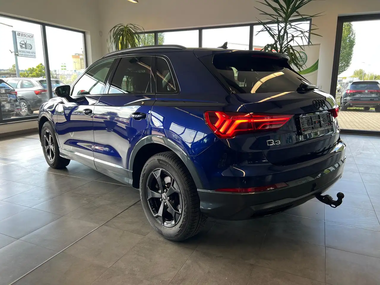 2022 Audi Q3 Q3 40 TFSI quattro Black Edition AHK LED Navi, photograph 8