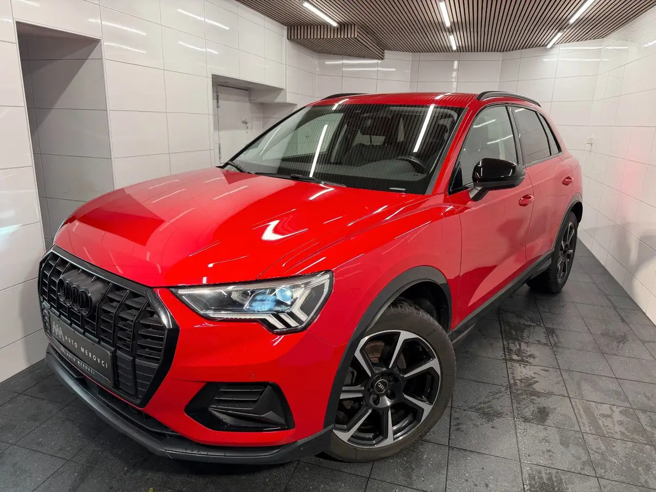 Audi Q3 35 TFSI S-tronic/Matrix/ACC/Lane/Totwinkel — photo 1 of 40