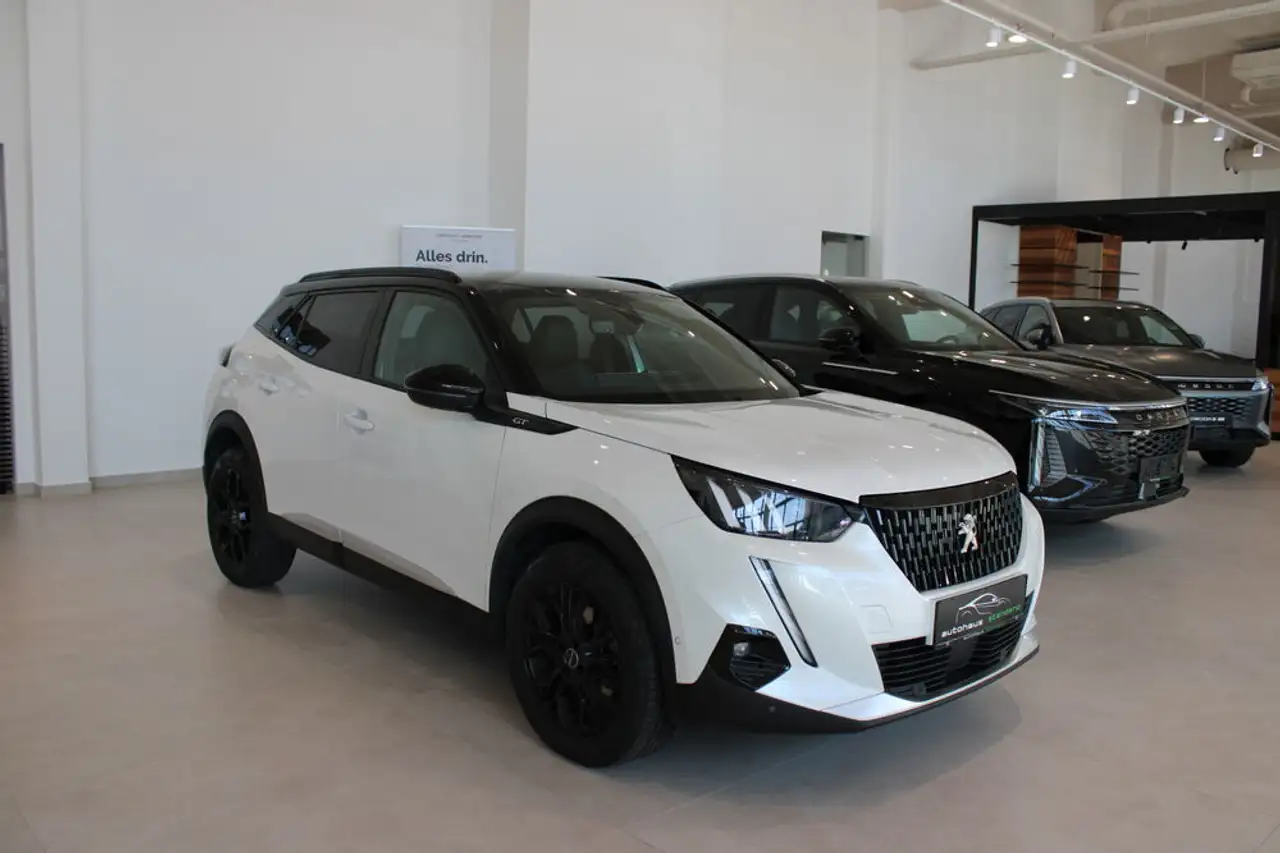 Peugeot 2008 GT — photo 1 of 15