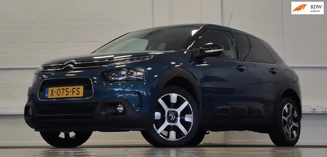 Citroen C4 Cactus 1.2 PureTech Shine Plus Automaat Distributie v.v 2 — photo 1 of 40