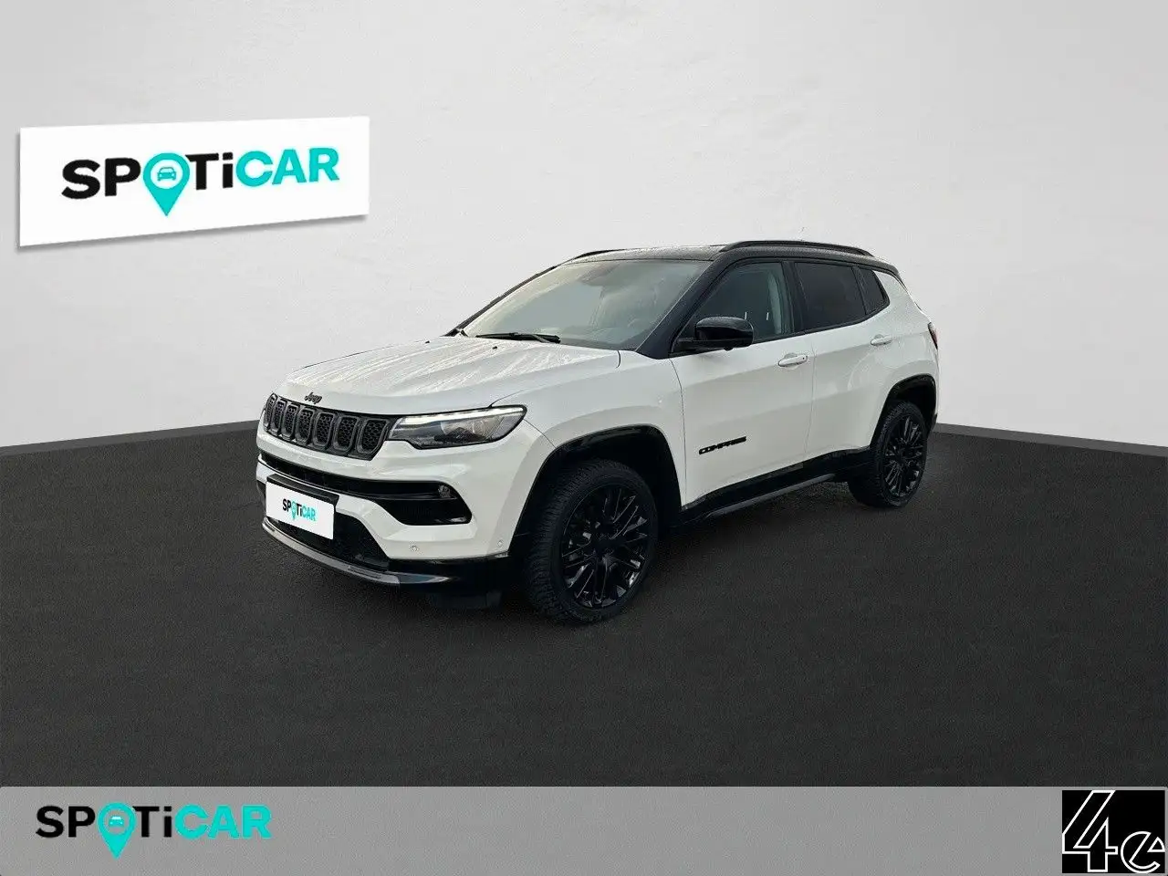 Jeep Compass S Mild-Hybrid FWD — photo 1 of 15