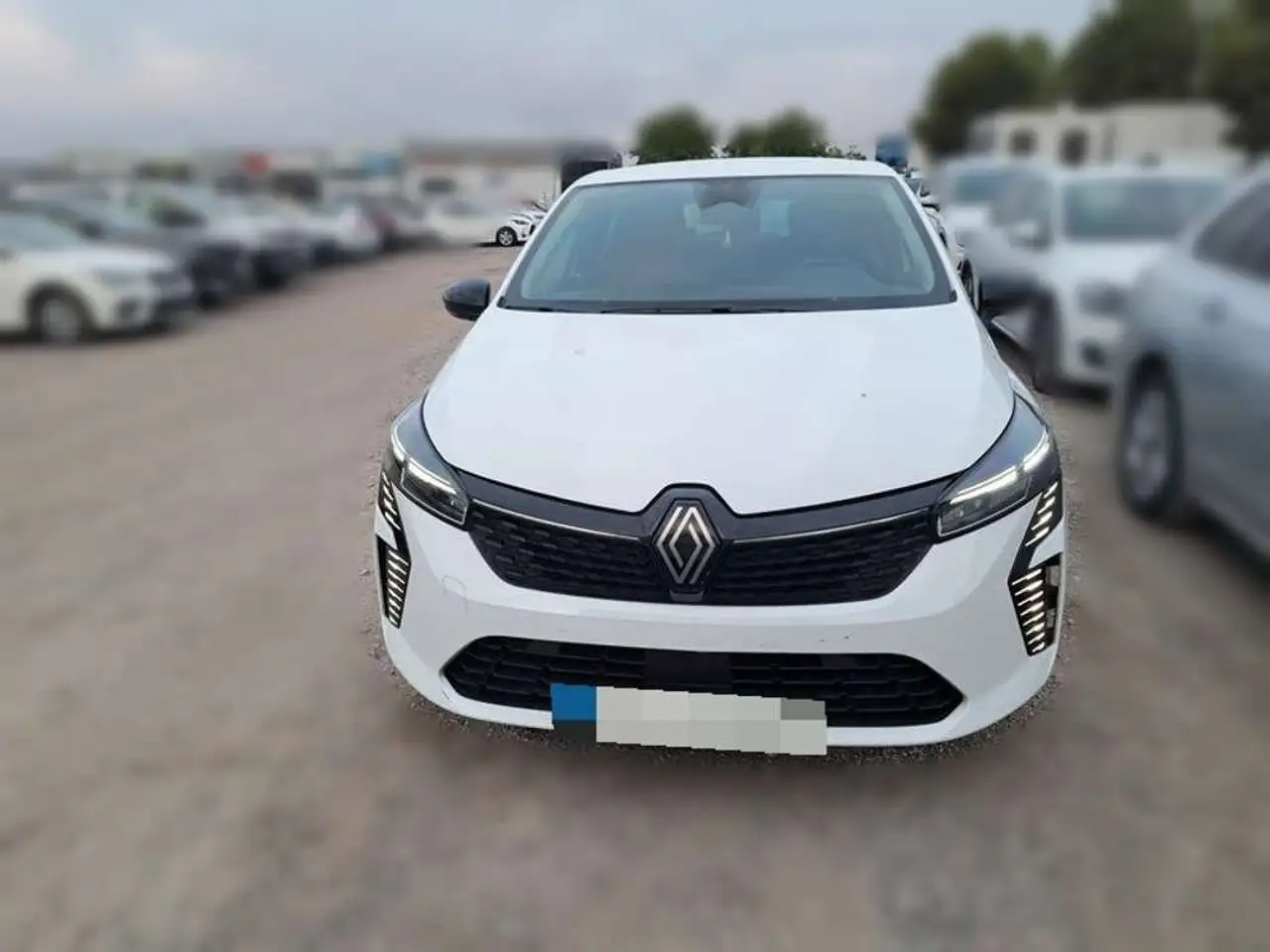 Renault Clio Evolution dCi 100 (74kw) — photo 1 of 17