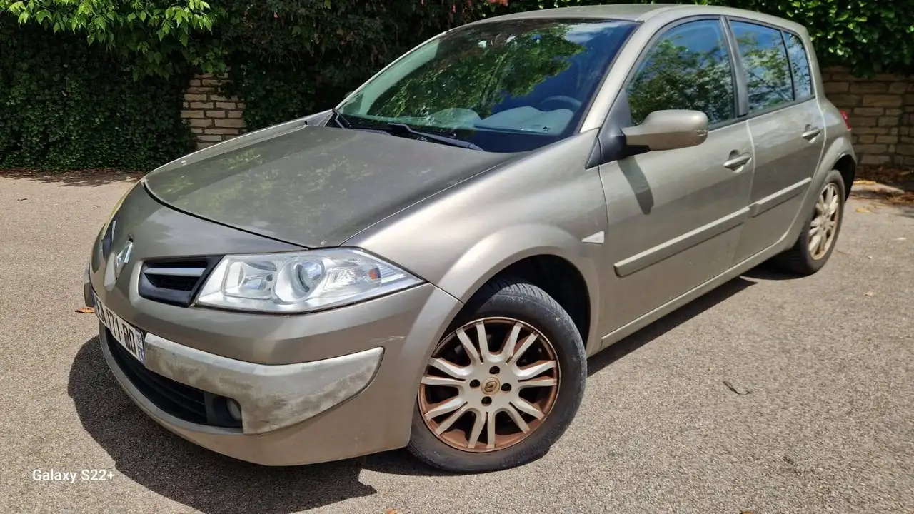 Renault Megane 1.5CDI 90ch extrem/ditribution ok/revision ok/climatisation/ — photo 1 of 21