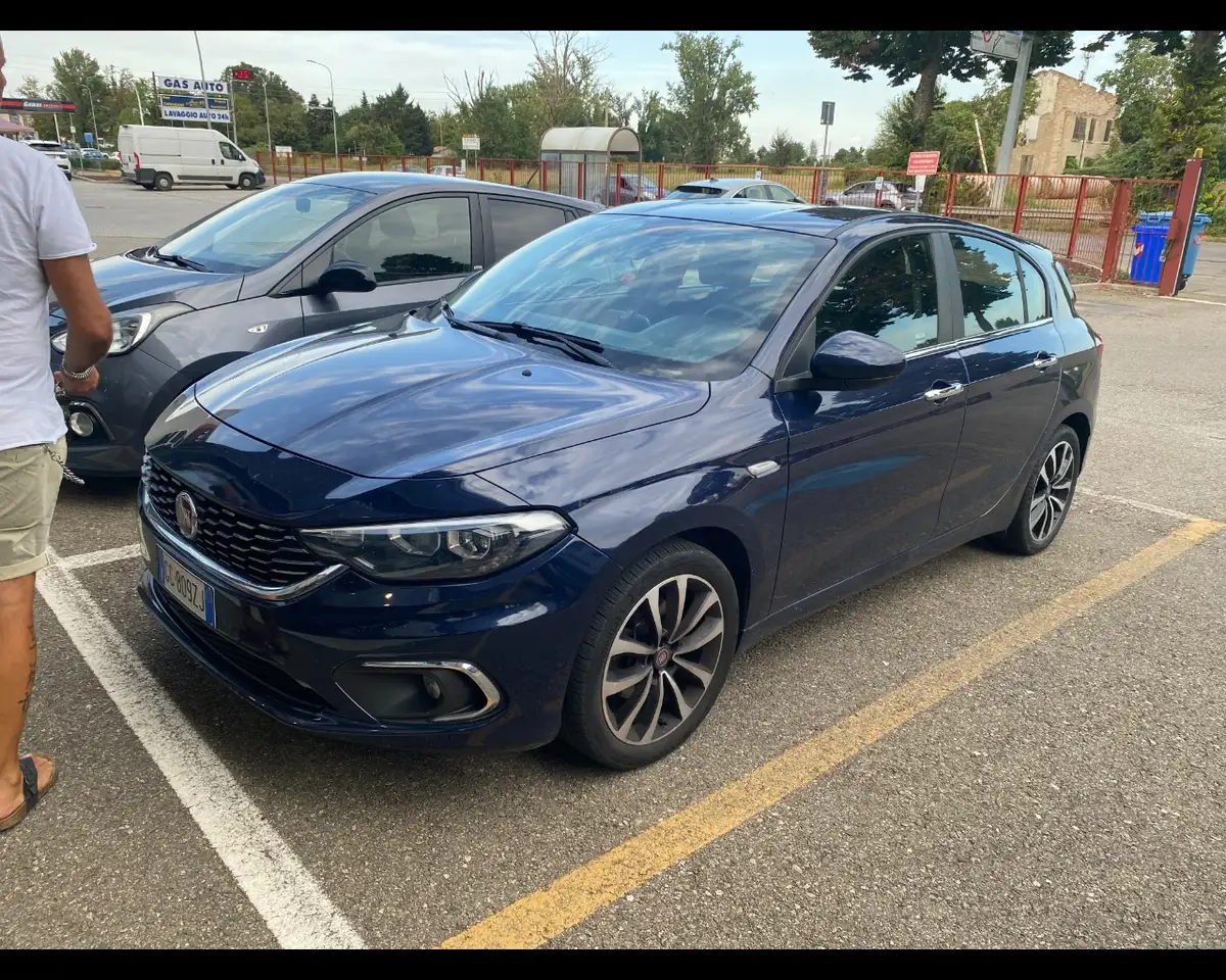 Fiat Tipo 5p 1.4 Lounge 95cv my20 — photo 1 of 12