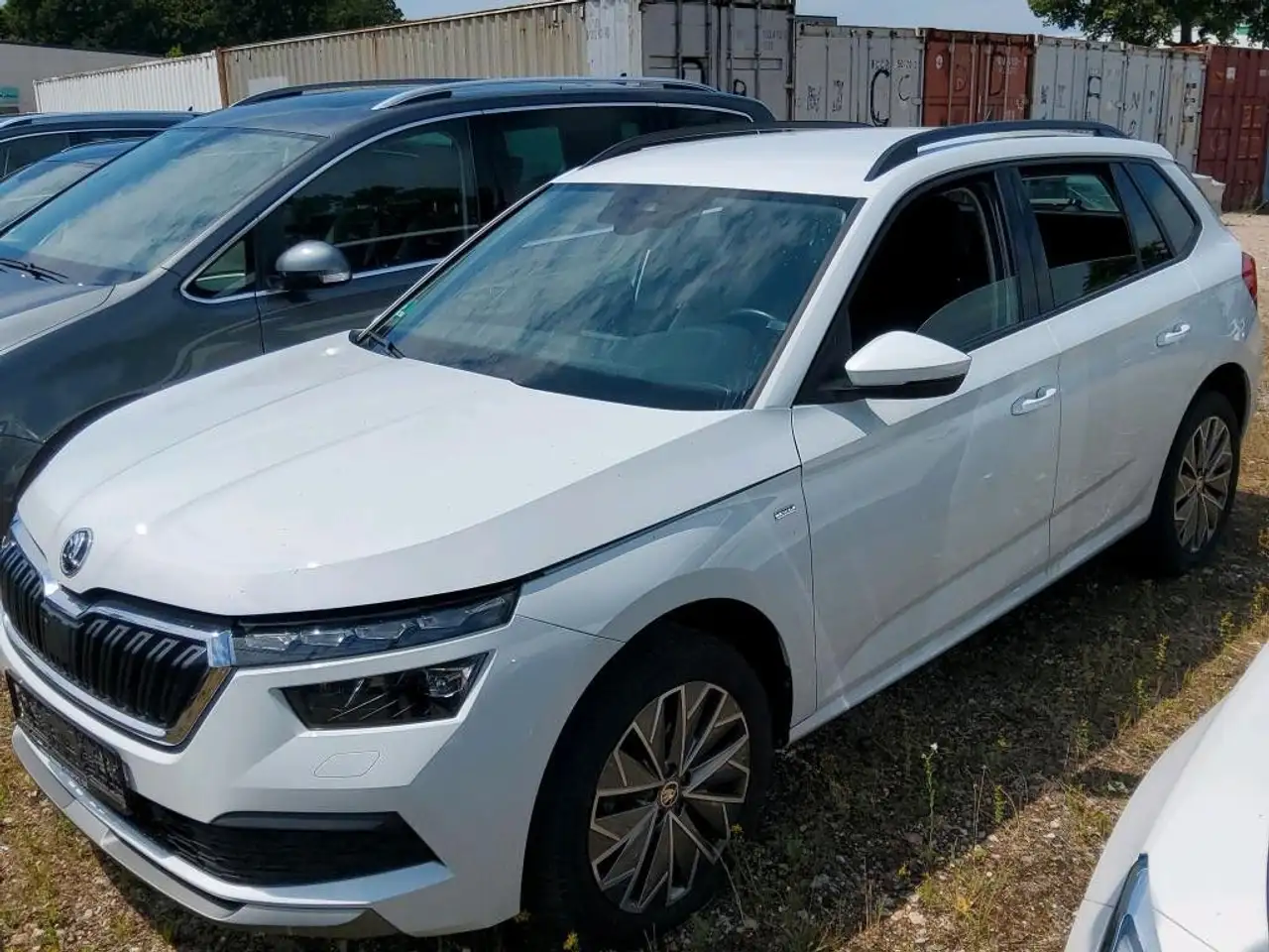 Skoda Kamiq Tour 1.5 TSI DSG/SHZ/NAVI/LED/PDC/VIRTUALC — photo 1 of 12