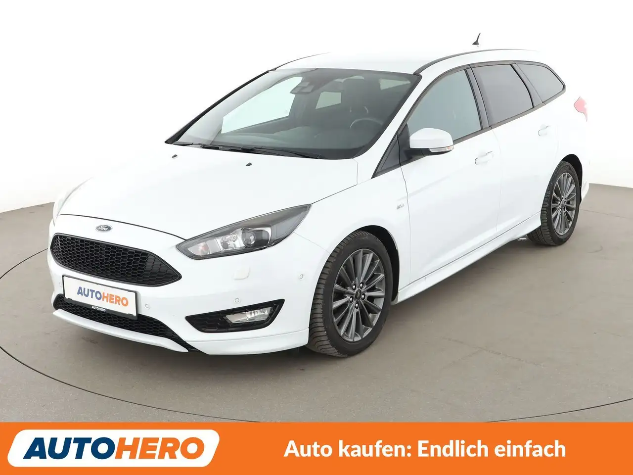 Ford Focus 2.0 TDCi ST-Line*NAVI*BI-XENON*TEMPO*SHZ*PDC* — photo 1 of 25