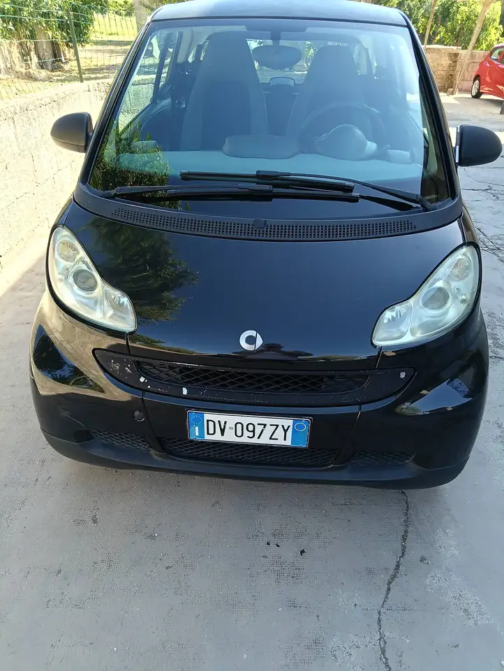 smart forTwo Fortwo 1.0 Mhd 71cv — photo 1 of 10