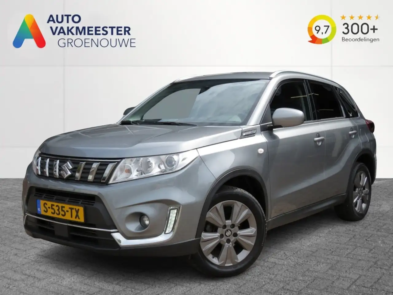 Suzuki Vitara 1.0 Boosterjet SELECT / Camera / Trekhaak / Navi / — photo 1 of 40