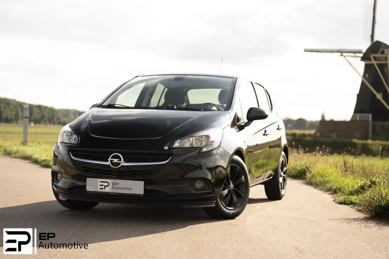 Opel Corsa 1.4 Black Edition|Carplay|Stoel+Stuur vewarming| — photo 1 of 24