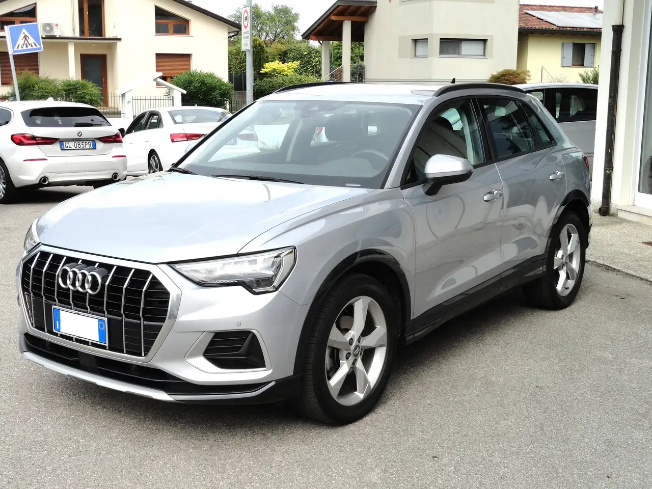 Audi Q3 Q3 35 1.5 tfsi mhev Business Advanced s-tronic — photo 1 of 15