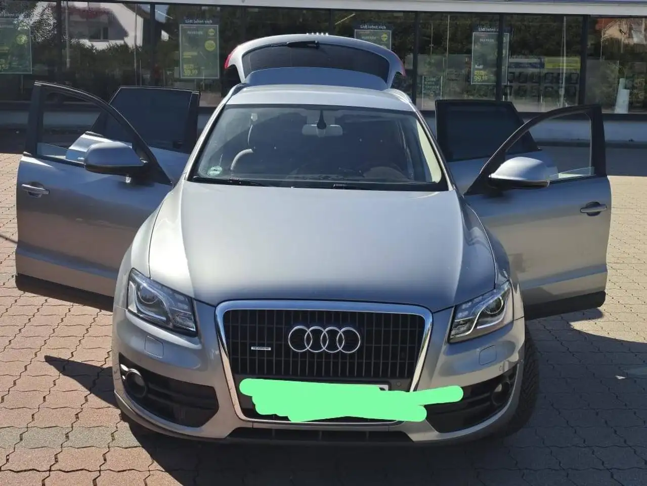 Audi Q5 Q5 2.0 TFSI quattro — photo 1 of 21