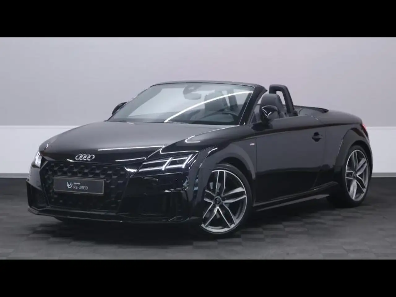 Audi TT S-Line 40 TFSi 204 S-Tronic — photo 1 of 15