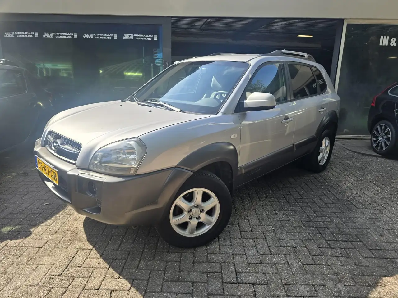 Hyundai TUCSON 2.0i Dynamic | NIEUWE APK |3/6 OF 12 MND GARANTIE — photo 1 of 33