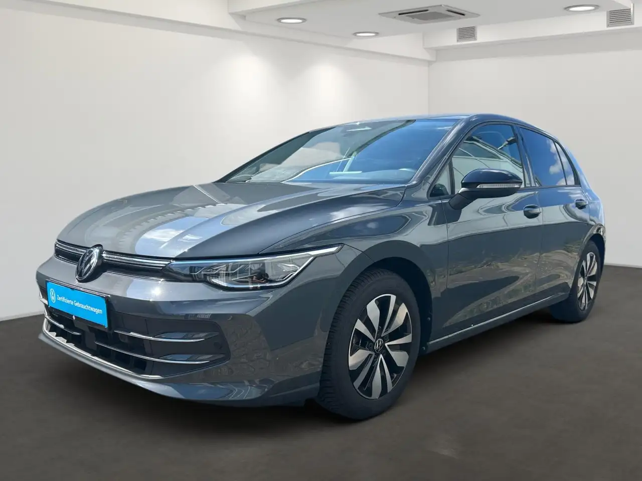 Volkswagen Golf GOAL 1.5 eTSI DSG - SHZ LED Navi ACC Kamera PDC AH — photo 1 of 13