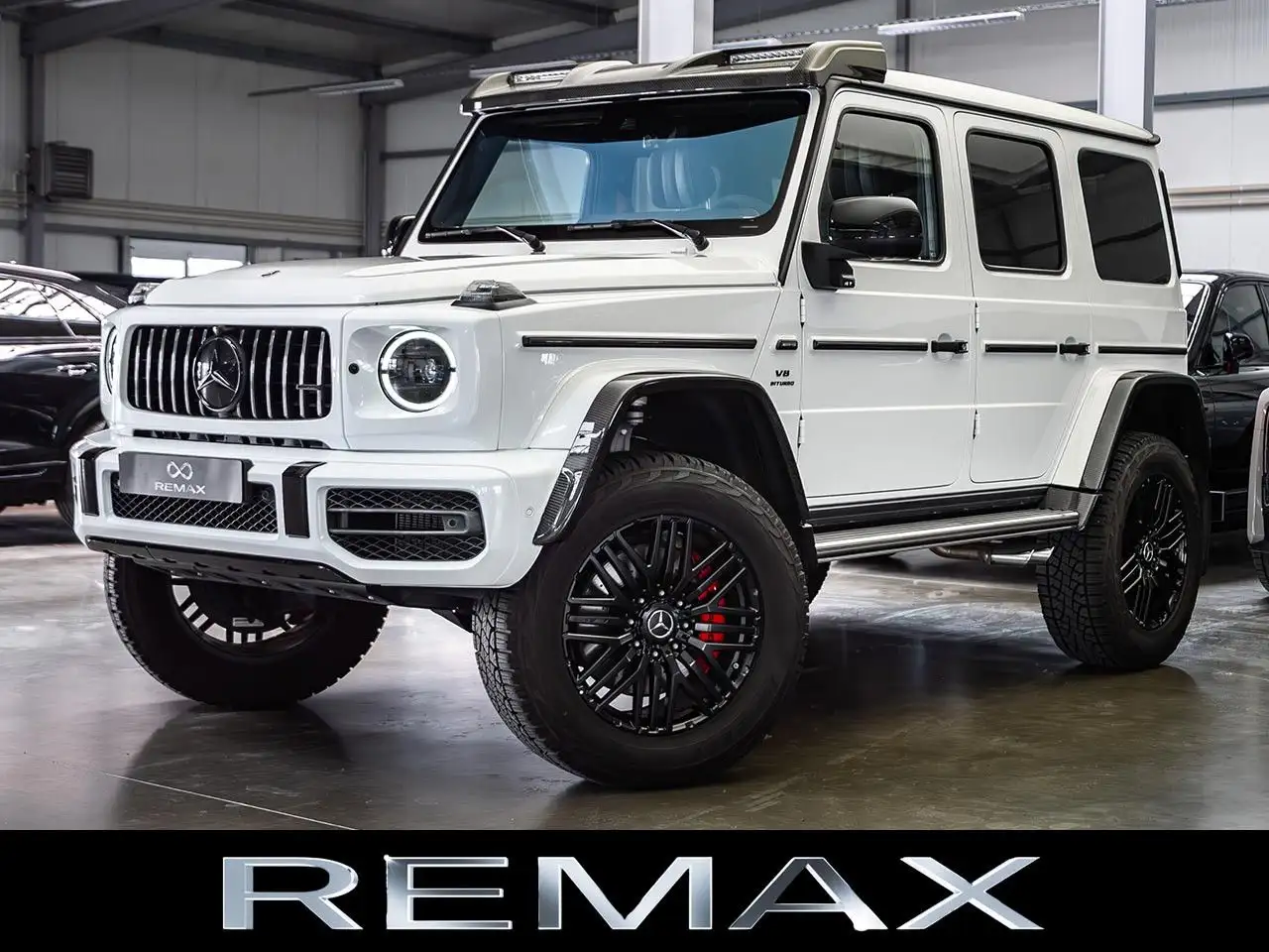 Mercedes-Benz G 63 AMG 4x4² / 2x Night Pack / G Manufacture — photo 1 of 17