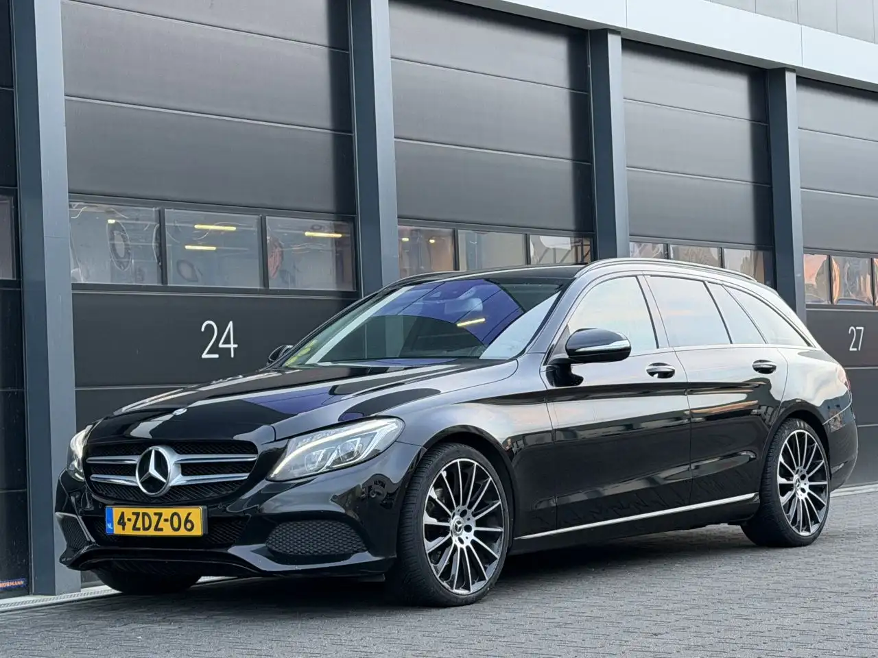 Mercedes-Benz C 220 CDI Leer Clima Navi EURO-6 — photo 1 of 10