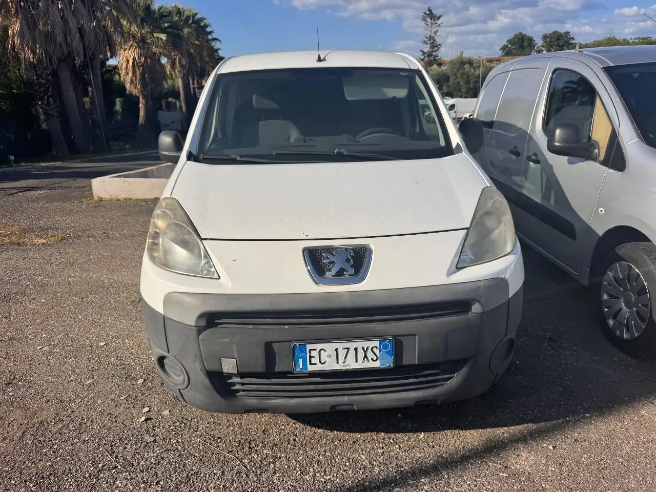 Peugeot Partner 1.6 hdi 16v 90cv L2 Affai. 2p. — photo 1 of 8