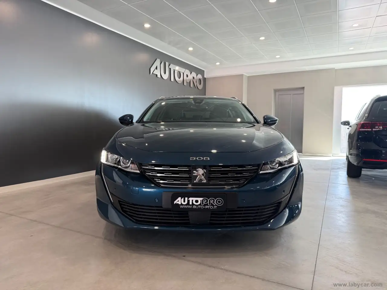 Peugeot 508 BlueHDi 130 S&S EAT8 SW Allure Pack — photo 1 of 15