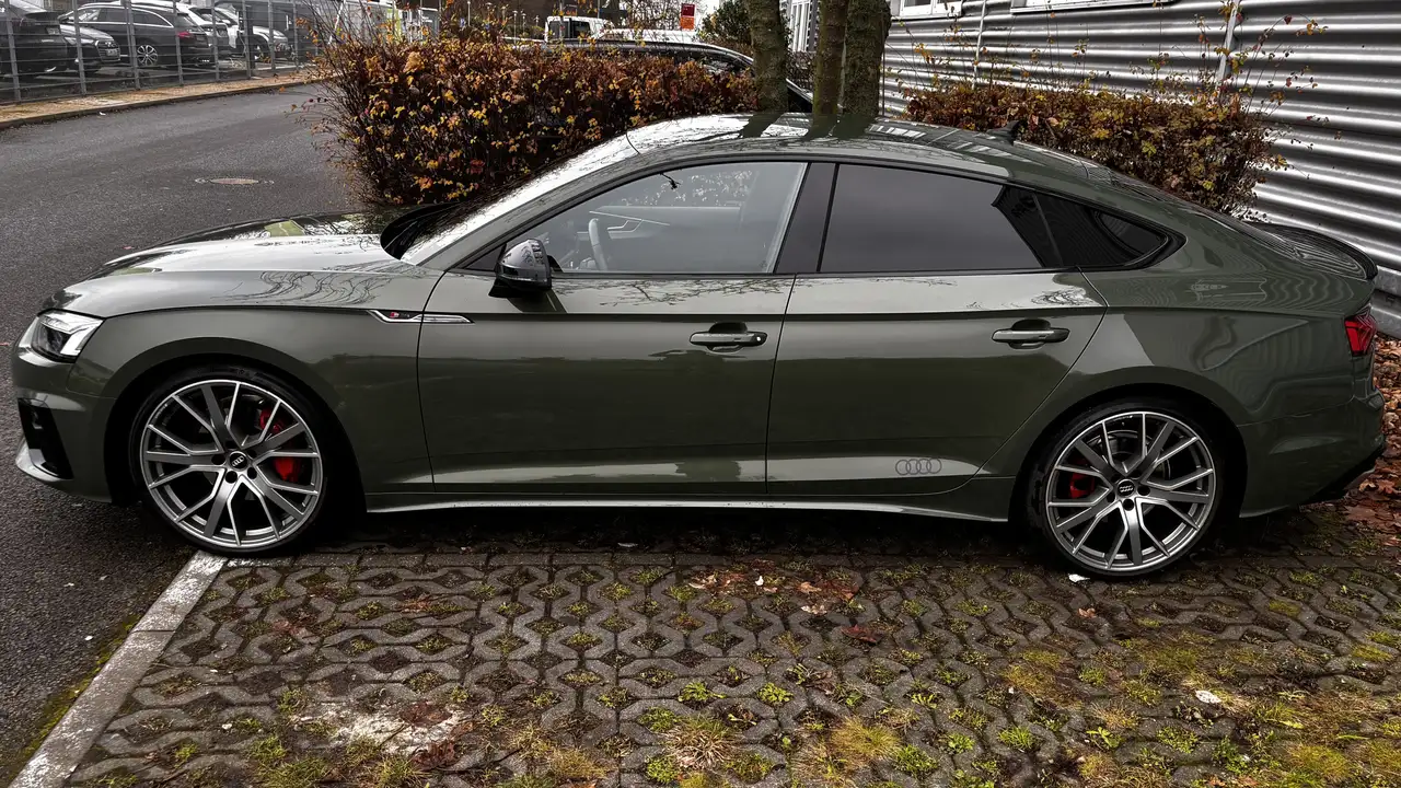 Audi A5 40 TFSI Quattro Edition One — photo 1 of 9