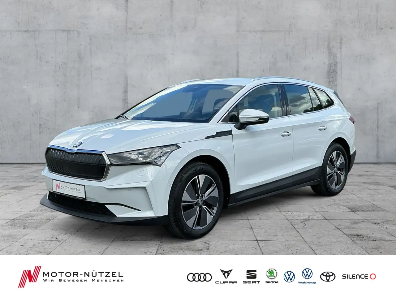 Skoda Enyaq iV 80 LOFT MATRIX+NAV+APP+ACC+SHZ+RFK+WäPU — photo 1 of 22