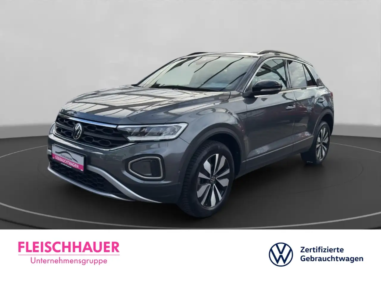 Volkswagen T-Roc Goal 1.0 TSI Navi+LED+ACC+App-connect+17''+4Season — photo 1 of 24