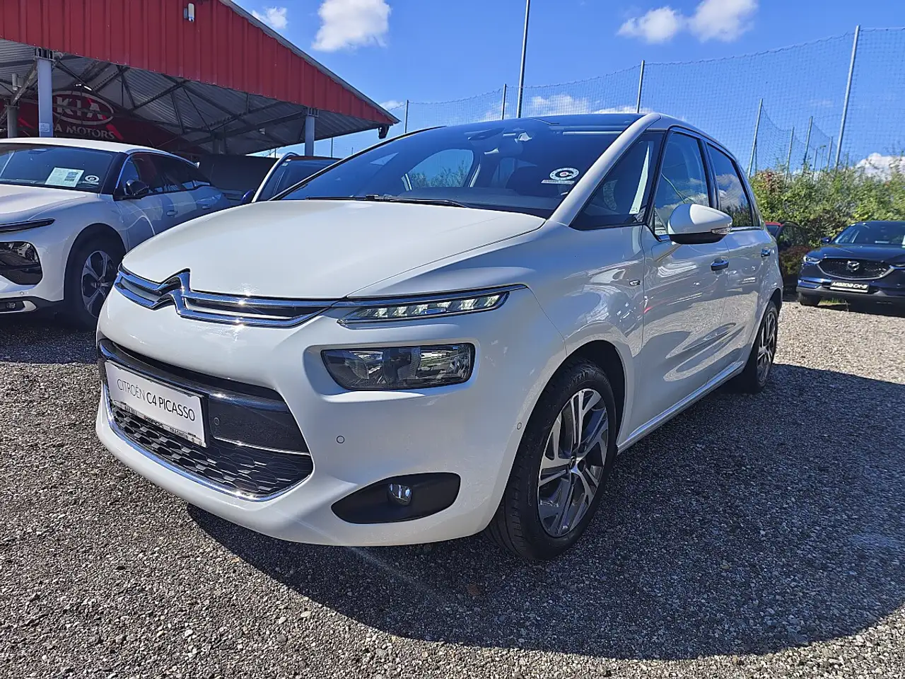 Citroen C4 Picasso BlueHDi 120 6-Gang Exclusive — photo 1 of 24