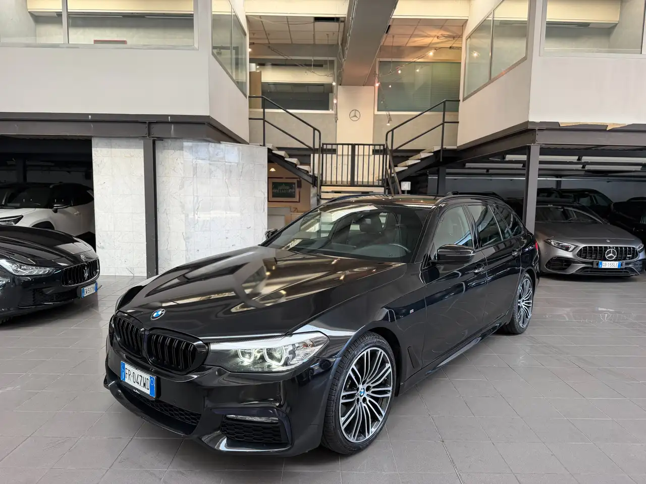 BMW 520 Serie 5 G31 2017 Touring 520d Touring xdrive Msport auto — photo 1 of 15