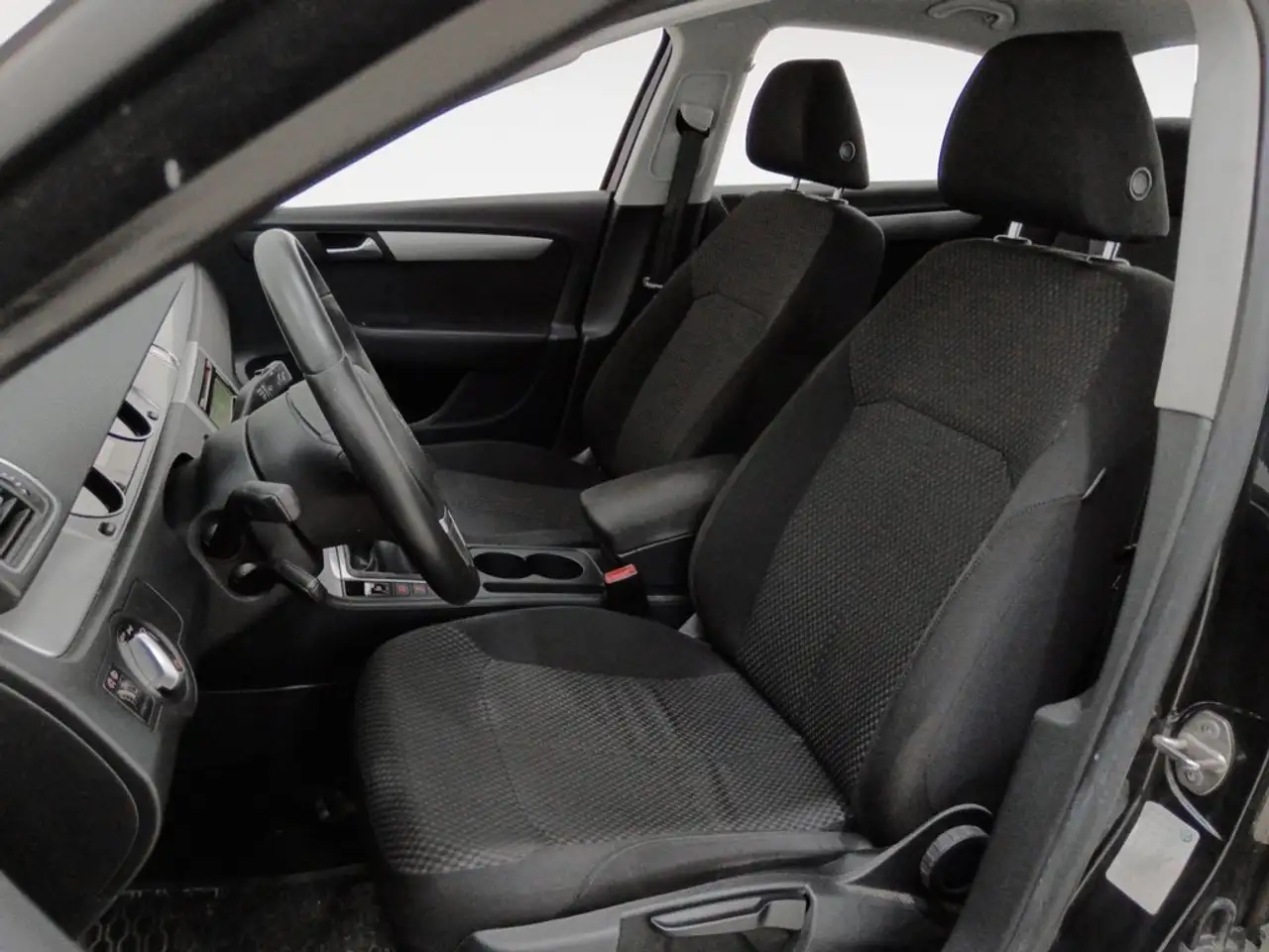 2013 Volkswagen Passat 1.6TDI Edition BMT, photograph 11