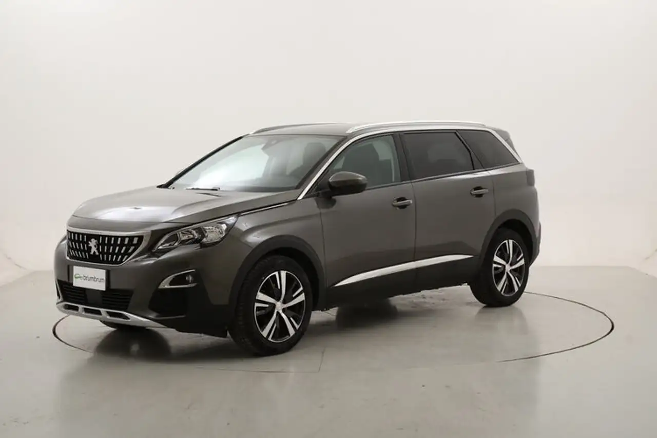 Peugeot 5008 Allure EAT8 - 7 posti 1.5 Diesel 131CV — photo 1 of 15