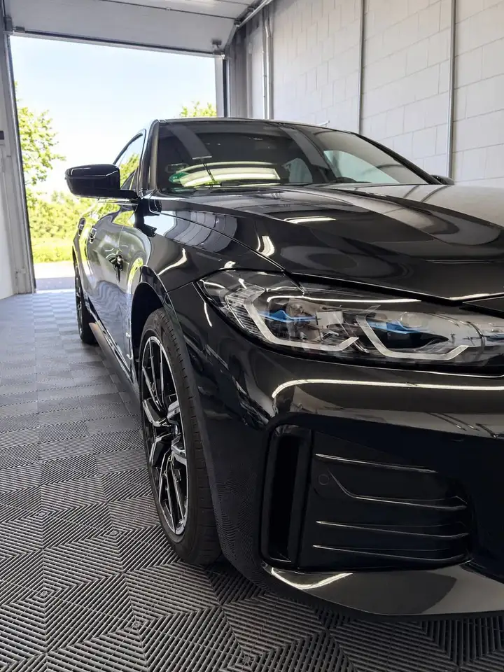 2024 BMW i4 i4 eDrive40 Gran Coupe M Sport, photograph 3