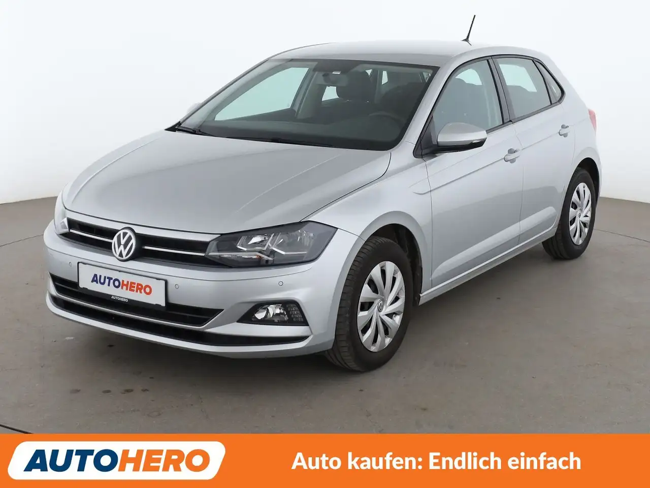 Volkswagen Polo 1.0 TSI Comfortline*NAVI*ACC*PDC*SHZ*KLIMA* — photo 1 of 25