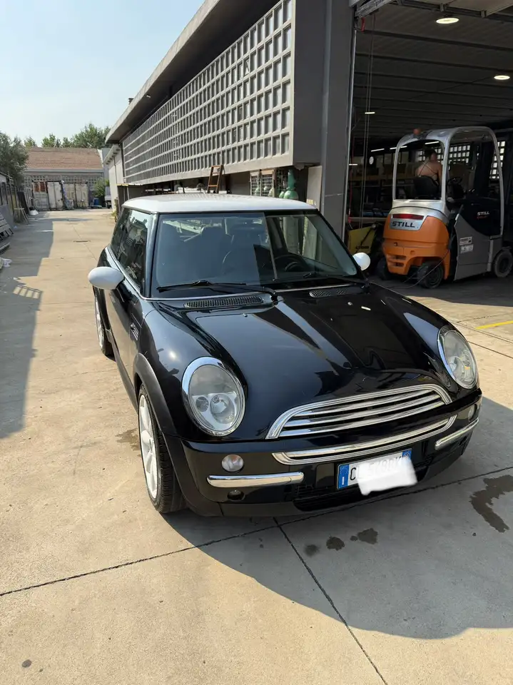 MINI One D 1.4 — photo 1 of 6