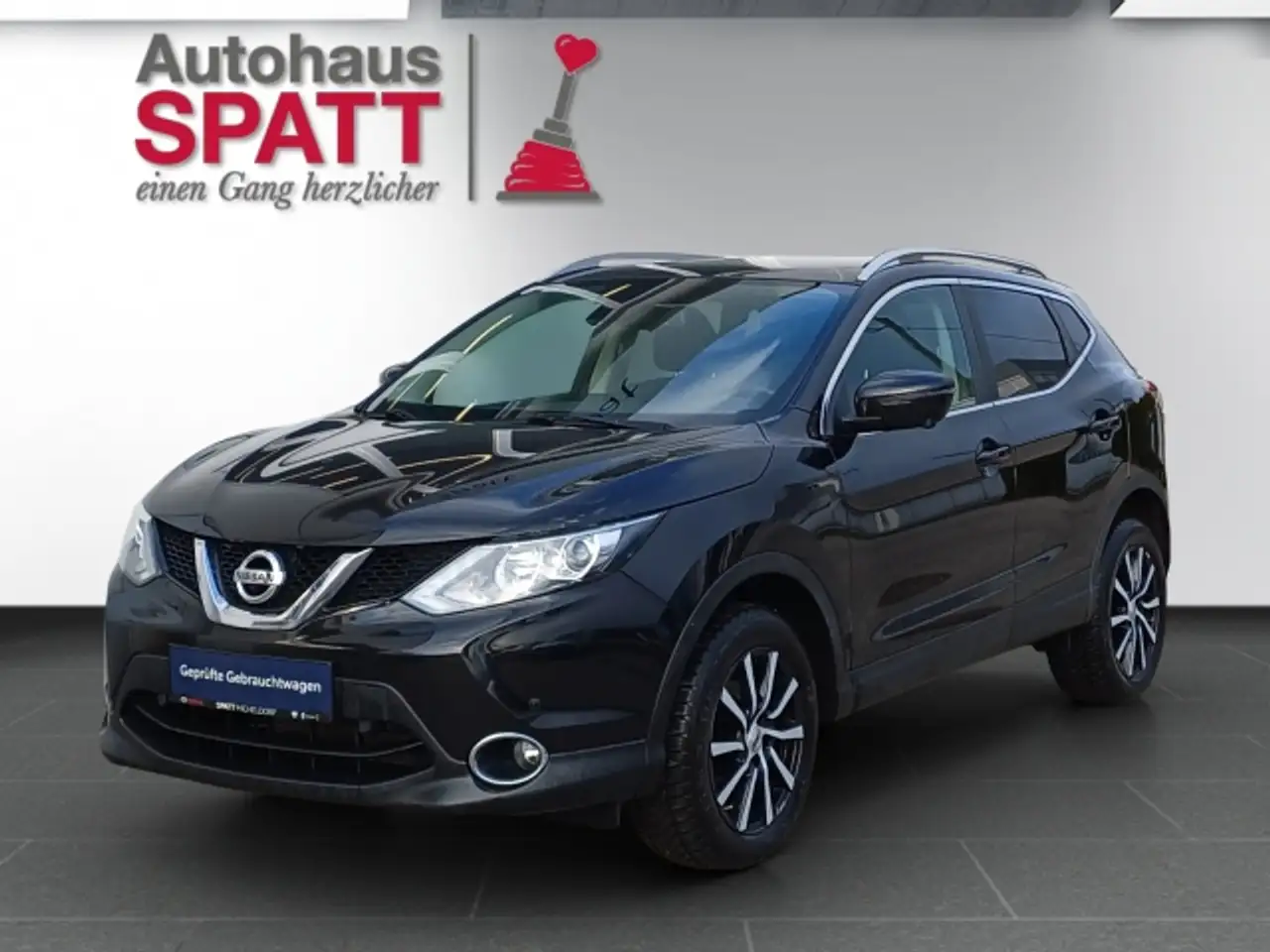 Nissan Qashqai 1,2 DIG-T 360 ° !! Neuzugang !! — photo 1 of 11