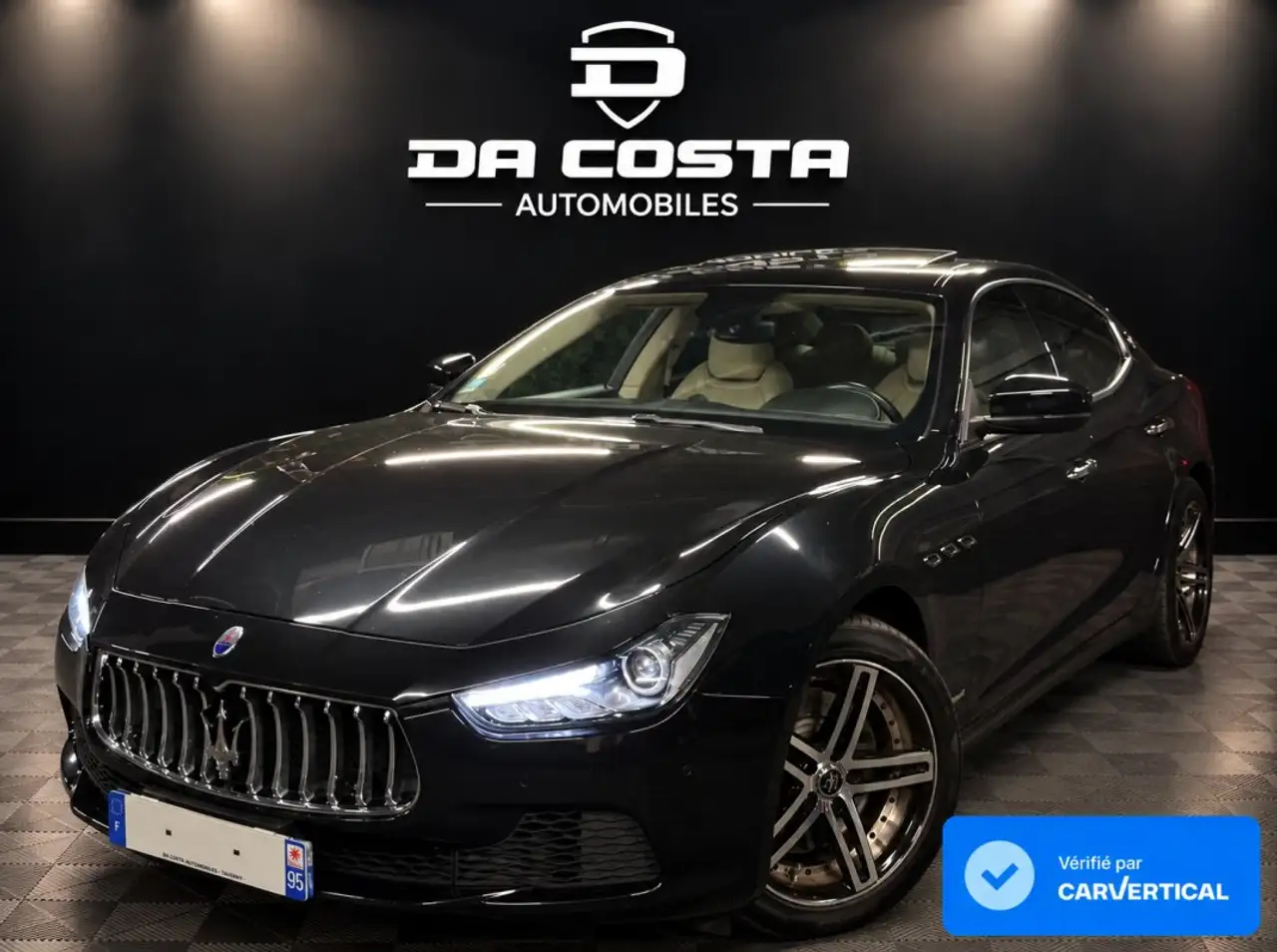 Maserati Ghibli 3.0 D 2987cm3 275cv — photo 1 of 40