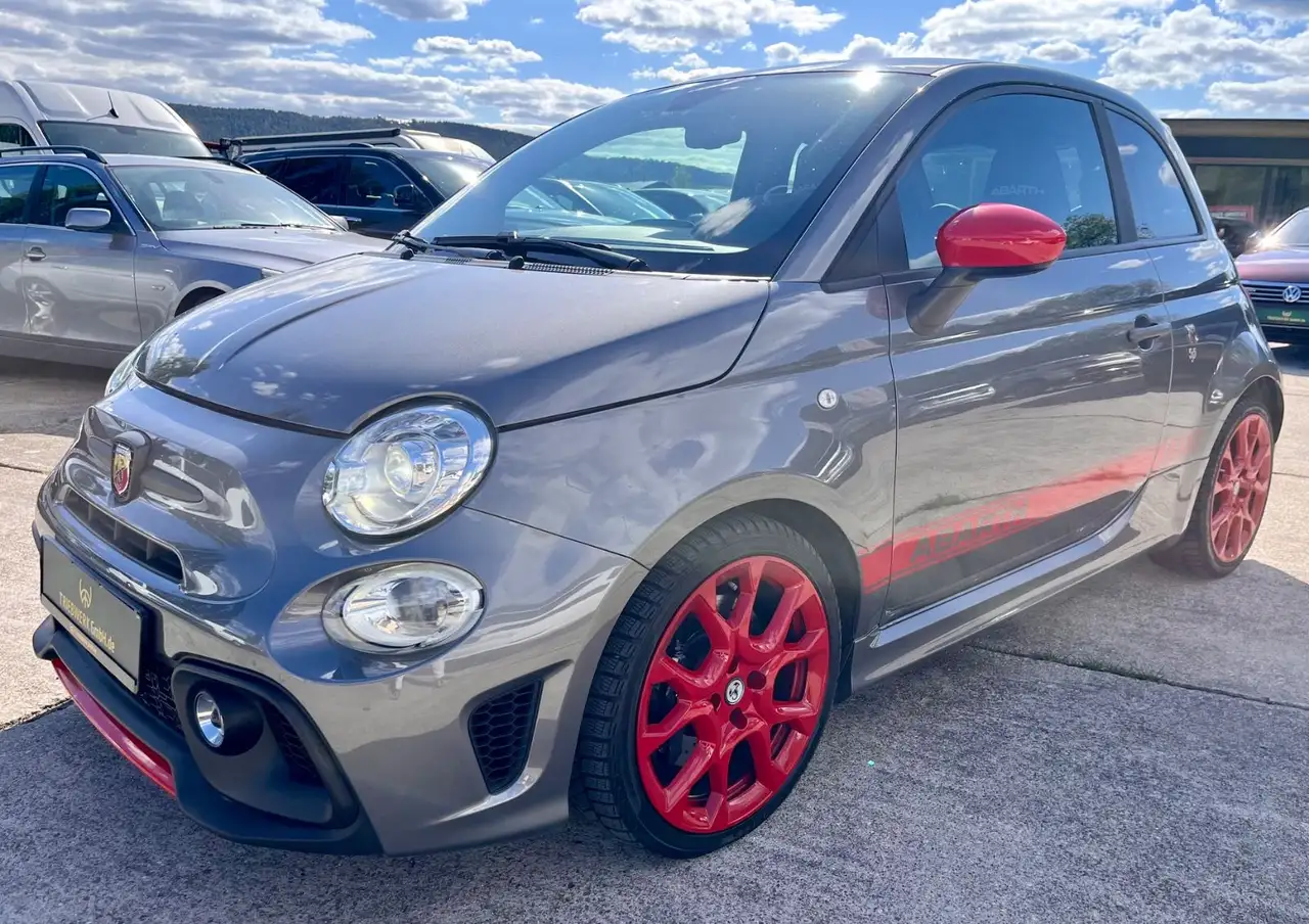 Abarth 695 Competizione Navi Leder Xenon 180PS — photo 1 of 15