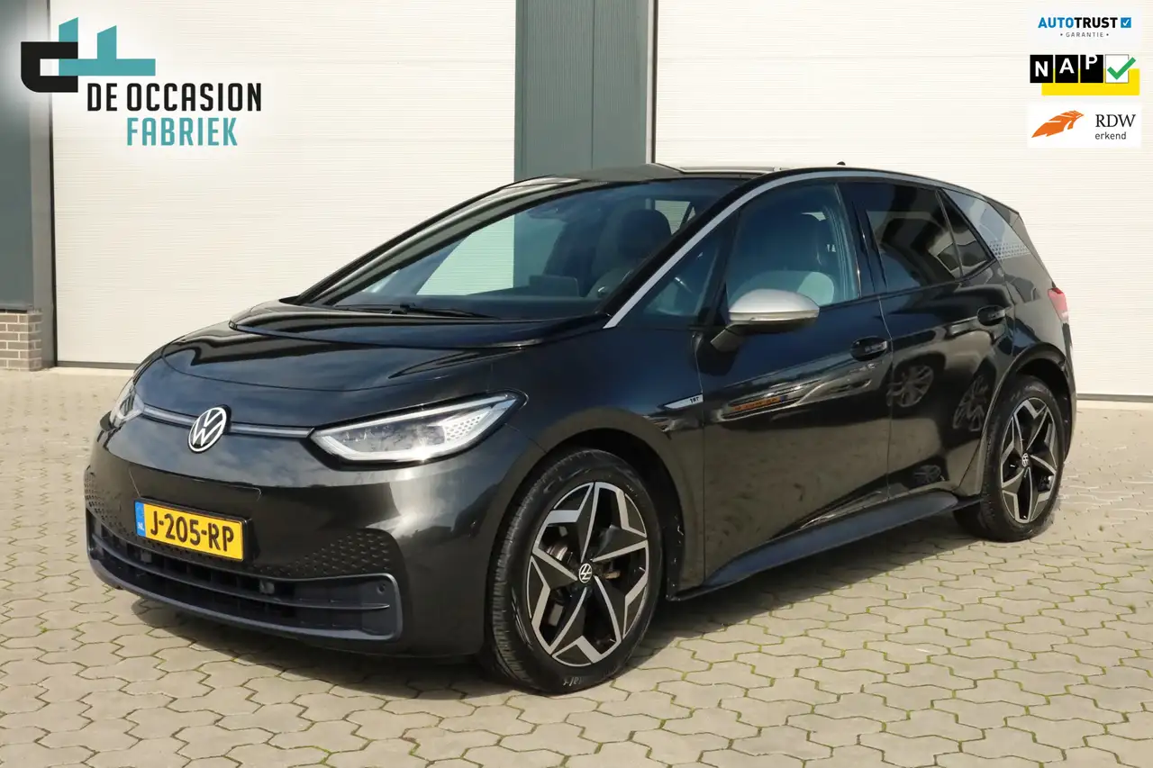 Volkswagen ID.3 First Plus 58 kWh IQ Light Carplay Adaptief — photo 1 of 33