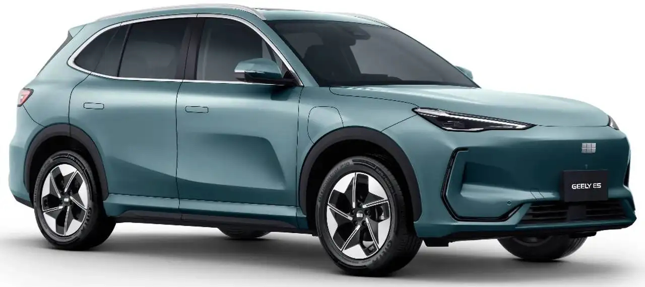Geely E5 Max — photo 1 of 5