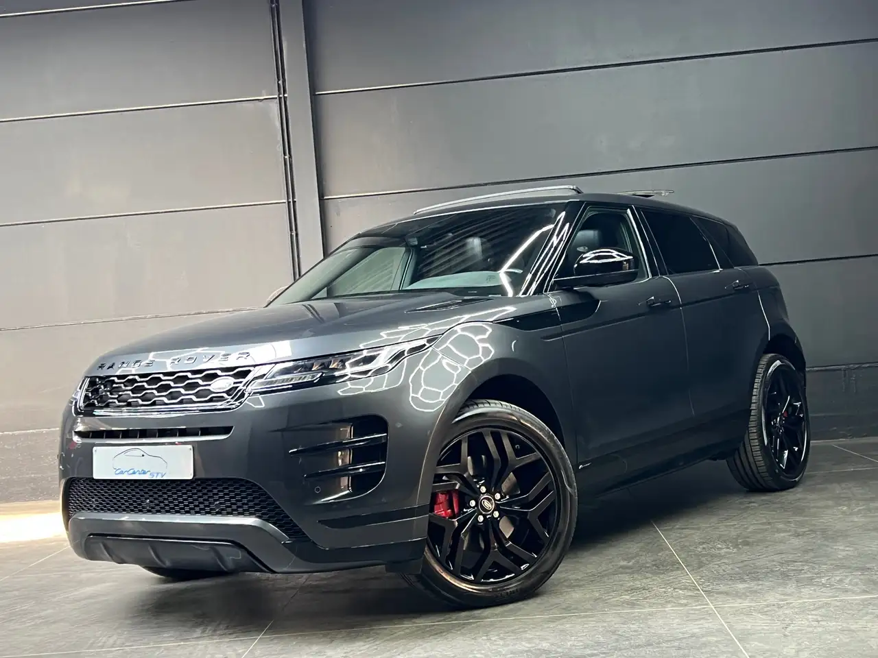 Land Rover Range Rover Evoque Evoque 2.0 Turbo MHEV 4WD P300 SE*R-Dynamic*Pano*Camera* — photo 1 of 15