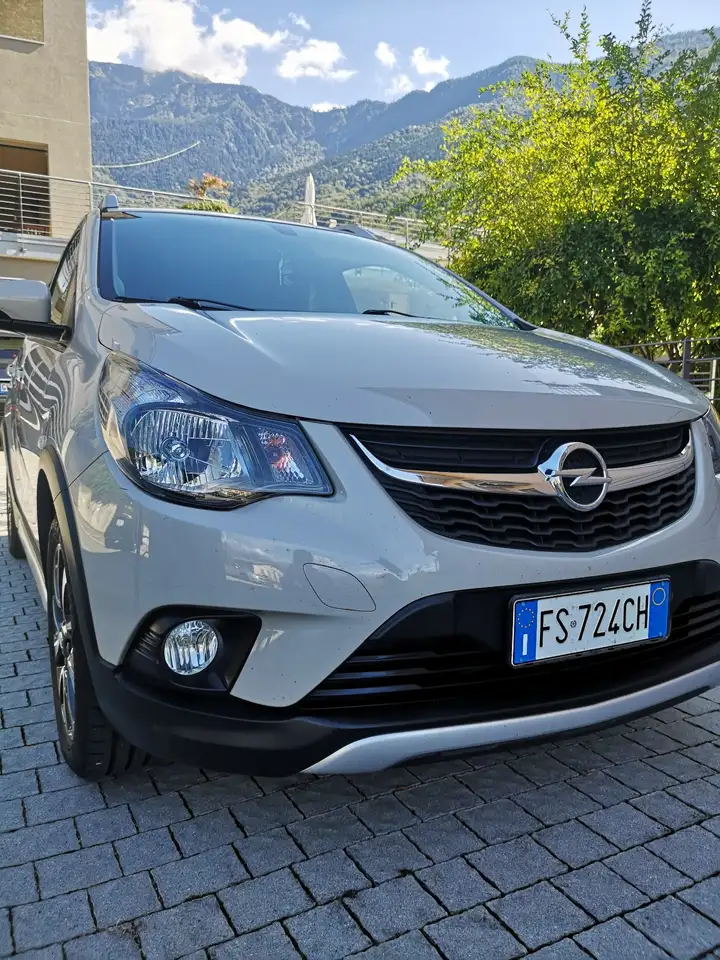 Opel Karl 1.0 Rocks 73cv my19 — photo 1 of 15