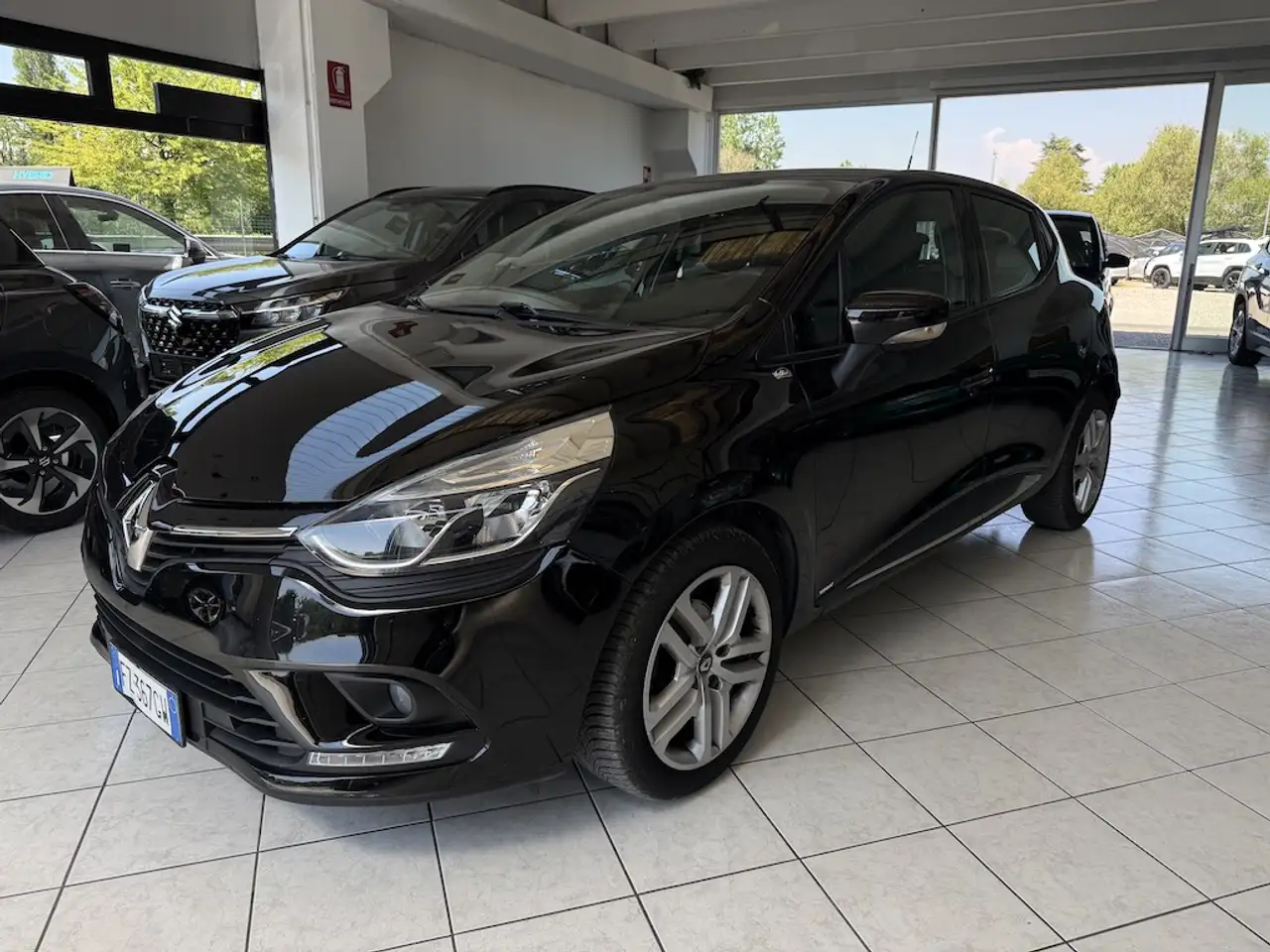 Renault Clio Clio 0.9 tce Generation 75cv PREZZO VERO — photo 1 of 15