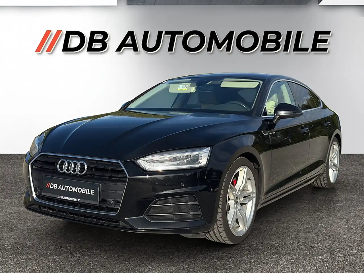 Audi A5 2.0 TDI 35 TDI — photo 1 of 15