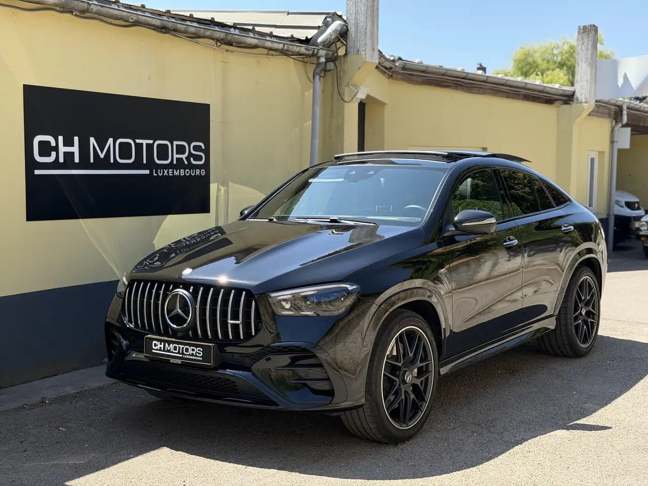 Mercedes-Benz GLE 53 AMG 4Matic+ Coupe — photo 1 of 21
