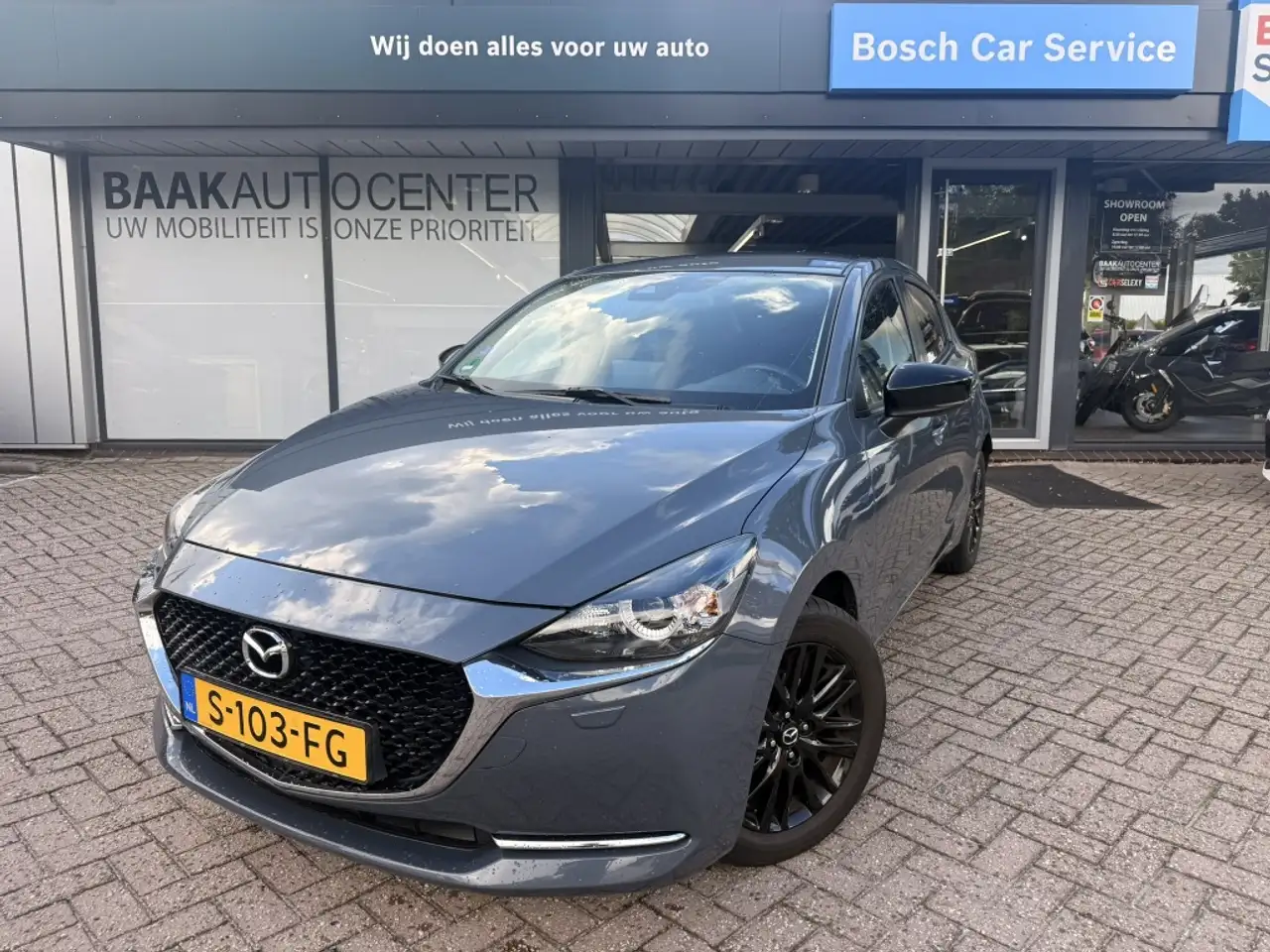 Mazda 2 1.5 Skyact-G Sportive | Carplay | Cruise | Camera — photo 1 of 15