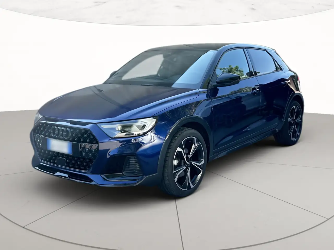 Audi A1 allstreet 30 1.0 tfsi identity contrast 116cv s tr — photo 1 of 14