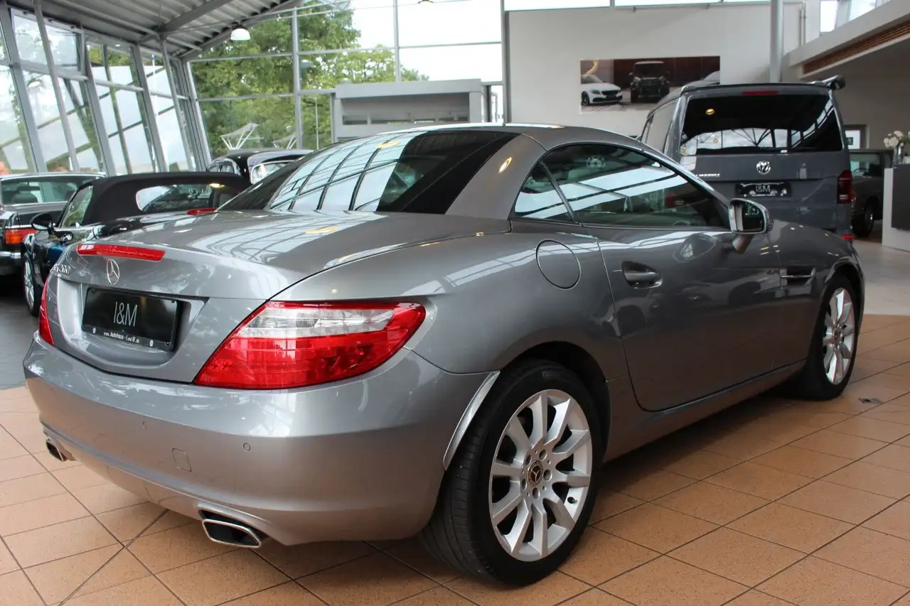 2011 Mercedes-Benz SLK 200 Roadster BlueEfficiency+PDC+SHZ+Leder+, photograph 9