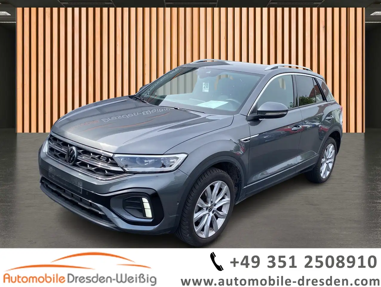 Volkswagen T-Roc 1.5 TSI DSG R-Line*LED+*IQ Drive*RearView — photo 1 of 15
