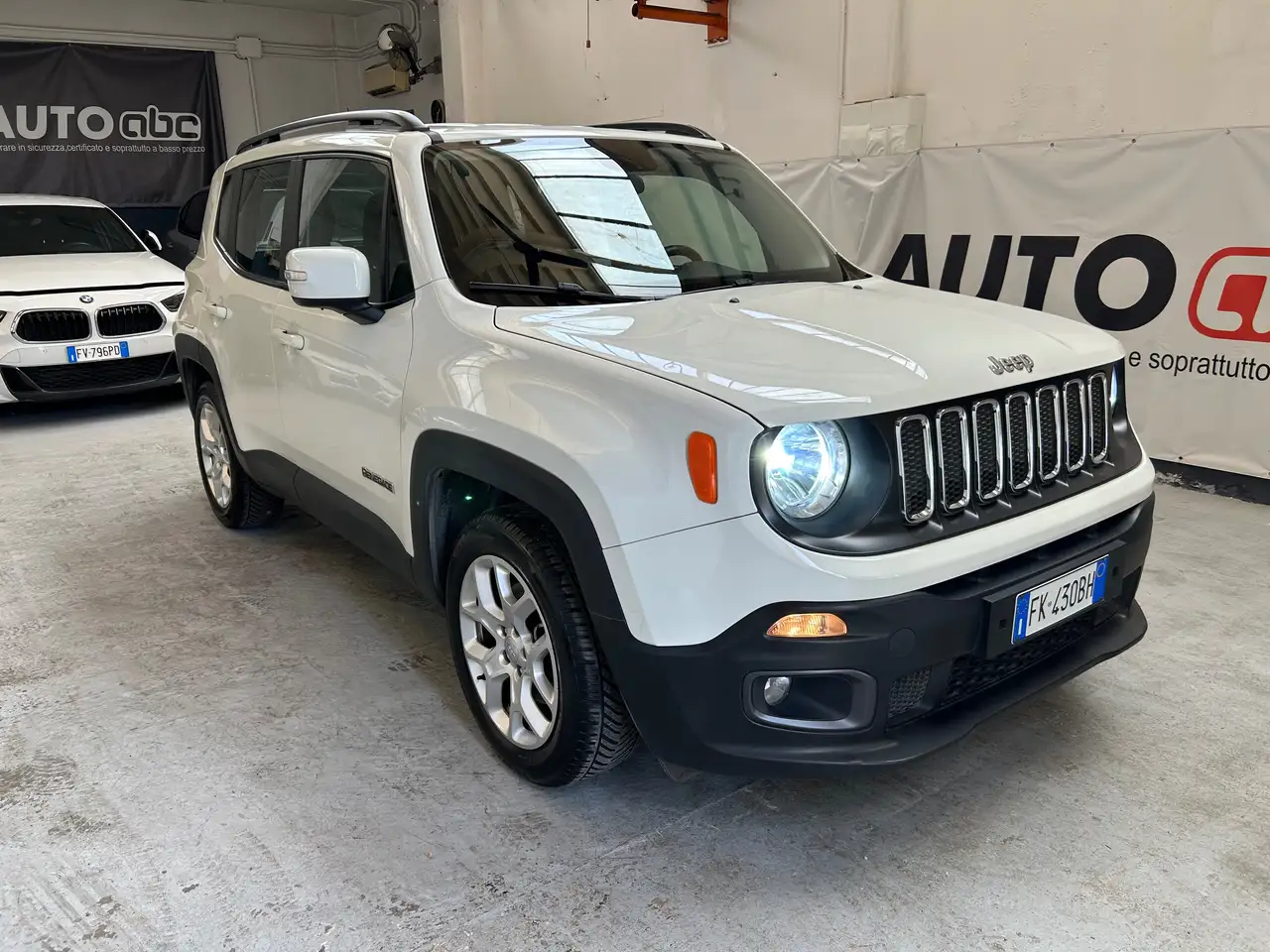 Jeep Renegade Renegade 1.4 tjt Longitude fwd 120cv Gpl — photo 1 of 15