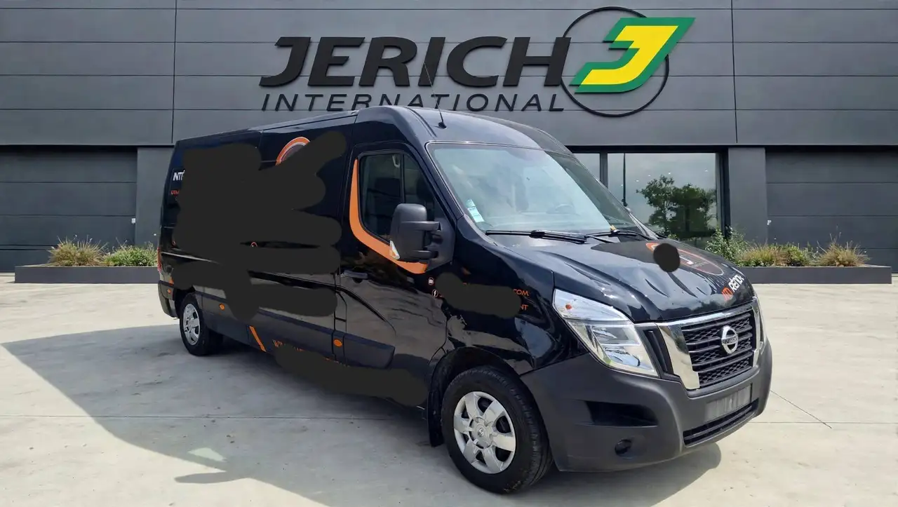 Nissan NV400 NV400 L3 FWD ST Base — photo 1 of 10